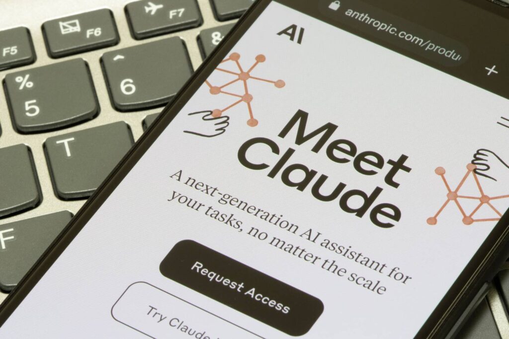 Anthropic torna modo automático o padrão do Claude Code